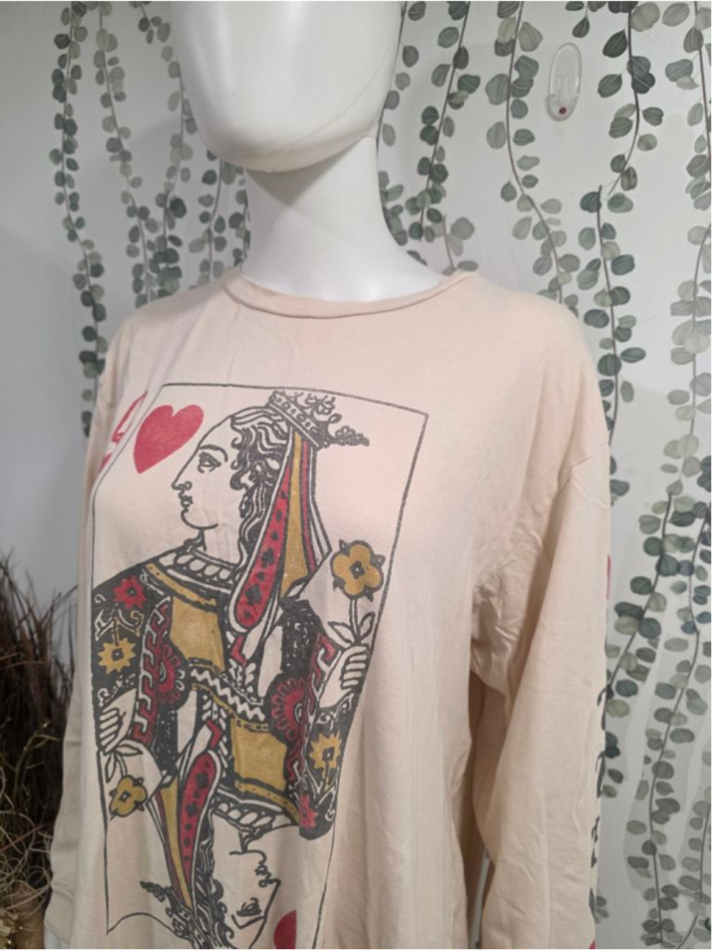 Daydreamer Queen Card Graphic Long Sleeve Tee XL Beige Made in USA Cotton - Picture 5 of 10